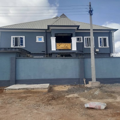  2 BEDROOM FLATS