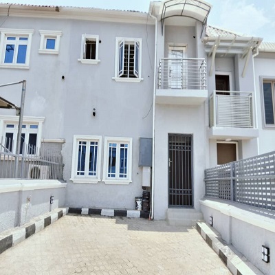  3 BEDROOM TERRACE DUPLEX