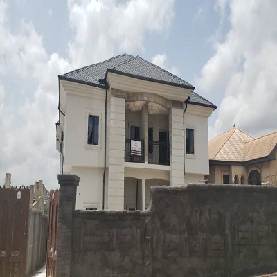  2 bedroom flat 