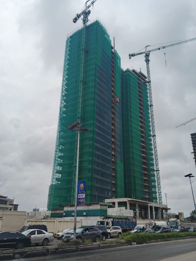 26 storey tower offers a variety of choices of 3,4,5, and 6 bedroom apartments, duplex penthouses